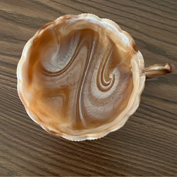 Caramel Swirl Slag Glass Bowl - Picture 8 of 14